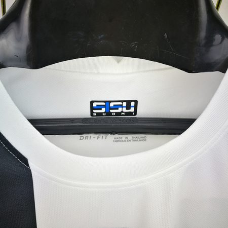 لباس اول فنلاند 2021