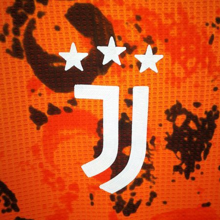 لباس سوم پلیری یوونتوس 2021