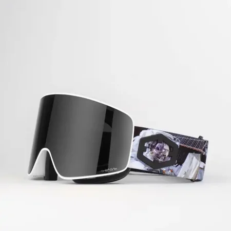 عینک اسکی اوت آف مدل VOID ASTRONAUT با لنز فوتوکرومیک THE ONE