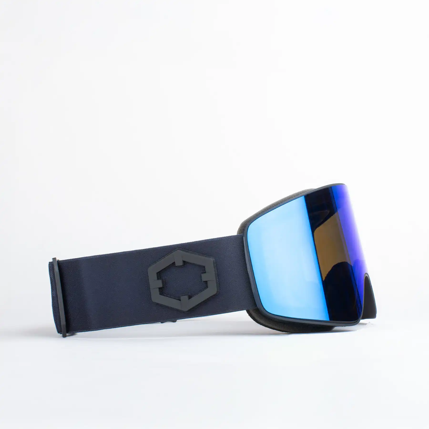 عینک اسکی اوت اف مدل BIO PROJECT BLACK 2026 با لنز ZEISS آبی