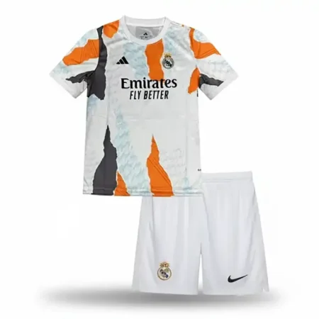 ست بچه‌گانه دروازه بانی رئال مادرید 2022 با طرح گرافیکی ابروبادی نارنجی و خاکستری