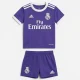 ست بچه‌گانه کیت دوم رئال مادرید فصل 2023 با پیراهن و شورت بنفش و لوگوهای سفید